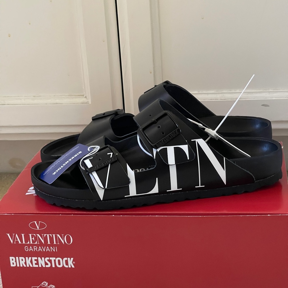 Valentino Birkenstock